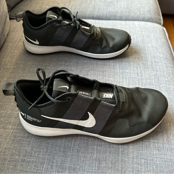 Nike Compete TR Training Sneakers Black and Gray - Picture 4 of 5